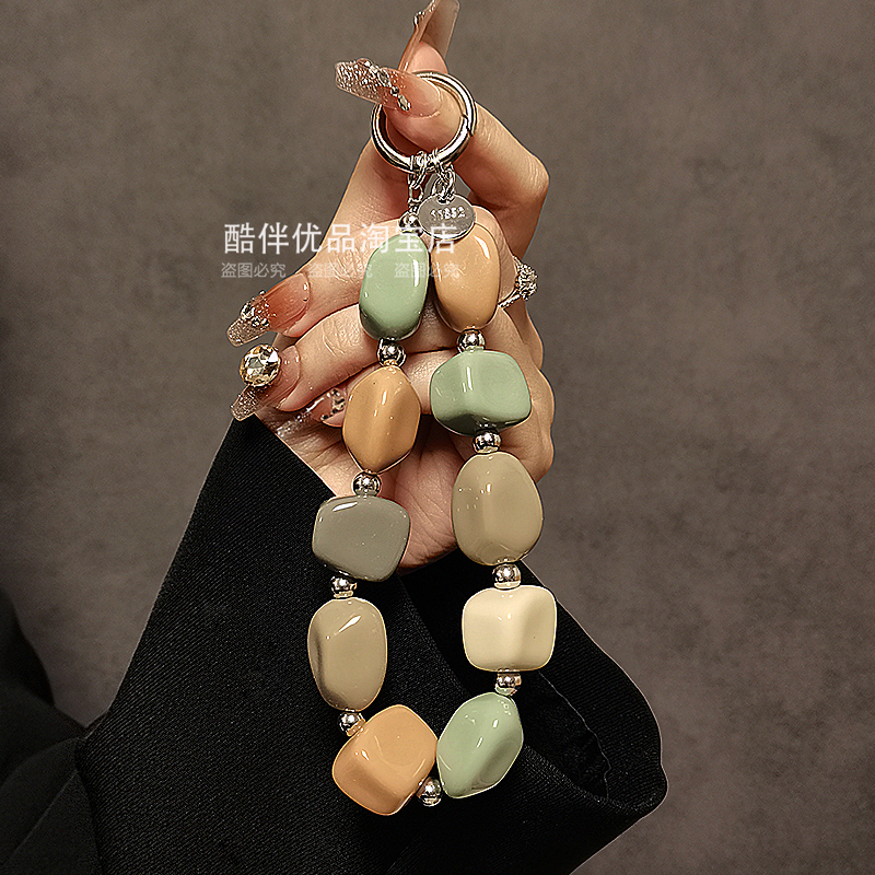 Personalized Creative Irregular-Shaped Beaded Hand Chain Wrist Strap Short Lanyard Phone Case Car Keychain Bag Pendant for Women Trendy