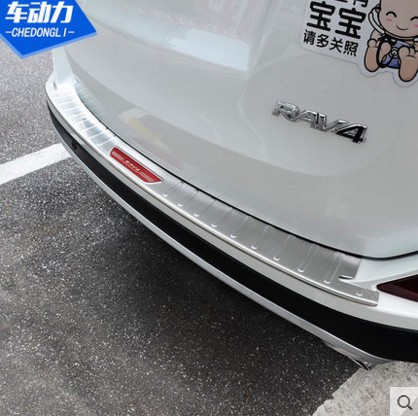18 Rongfang rear guards new rav4 trunk trim strip 16 Rongfang stainless steel tailgate trim modification