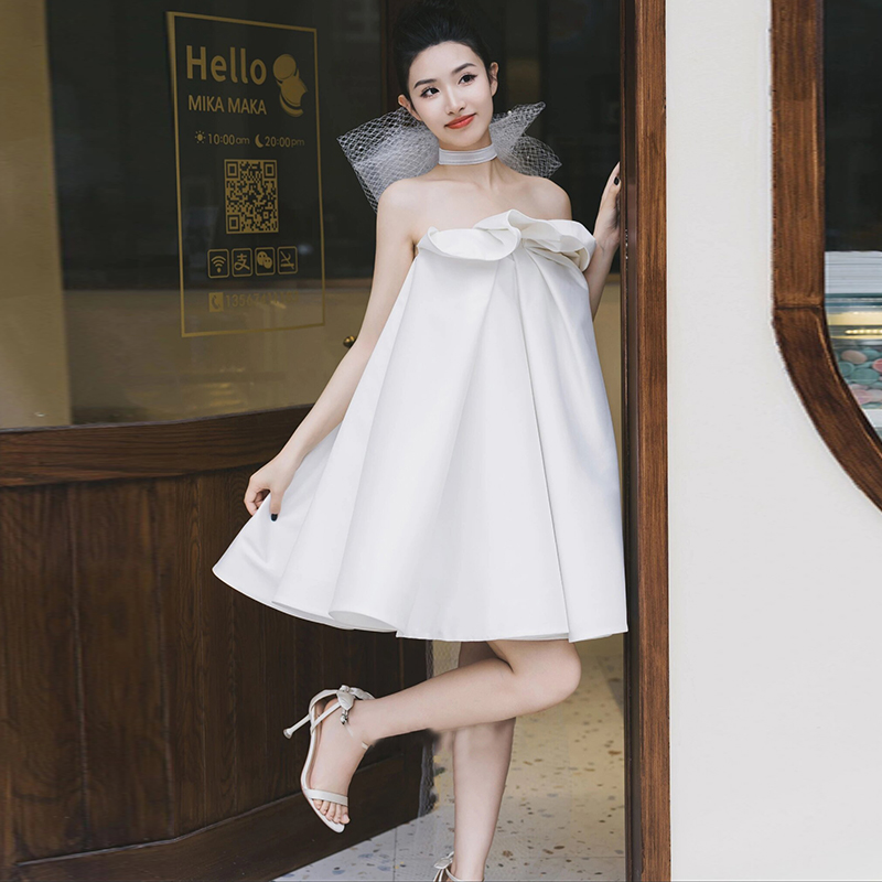 White short wedding dress for bride, suitable for teen