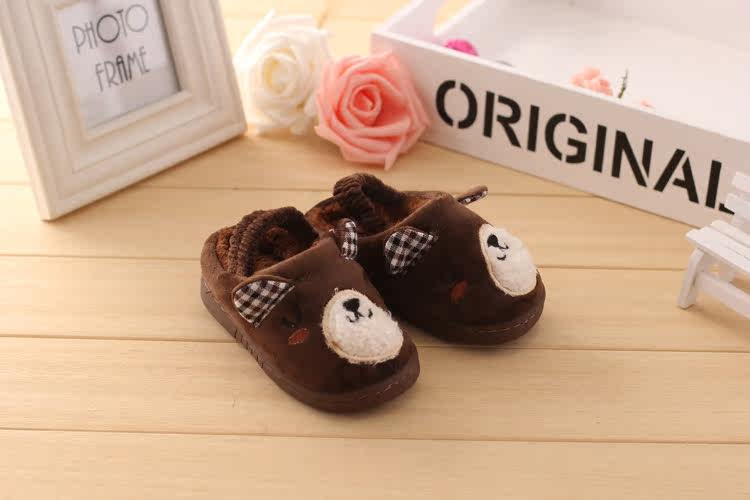 Pantoufles enfants en autre pour hiver - semelle caoutchouc antidérapant - Ref 1011034 Image 31