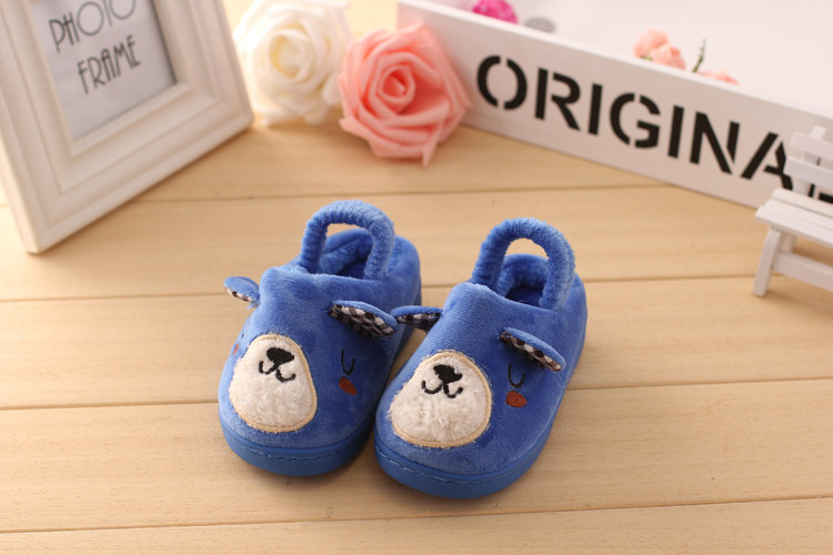 Pantoufles enfants en autre pour hiver - semelle caoutchouc antidérapant - Ref 1011034 Image 26