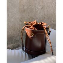 Autumn Lady Bag Package Retro Mini Bucket Bag Woman Bag 2021 New Tide Fashion Slanted Satchel Bag handbags