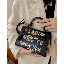 Autumn Lady Bag Foreign Air Advanced Senses Fashion Graffiti Kylie Bag Woman 2021 New Tide Hand Single Shoulder Inclined Satchel Bag