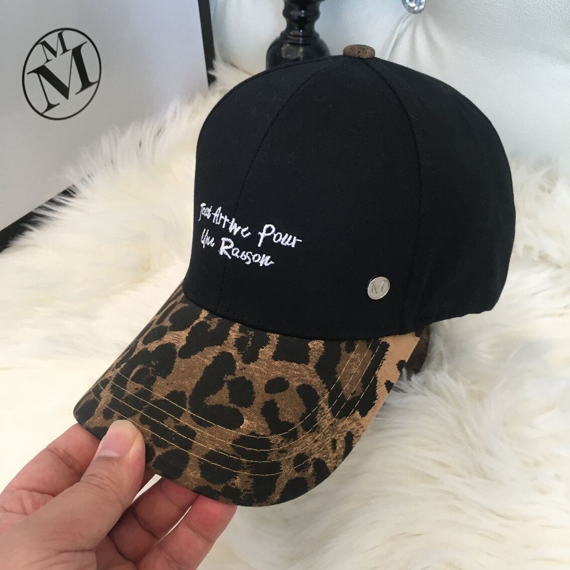 South Korea's new hat female spring and summer Han edition BAO WEN baseball cap personality letter fashion outfits the duck tongue cap