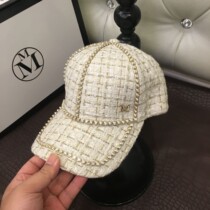 French new hat female autumn and winter with diamond cap Korean version of Joker woolen plaid baseball cap tide sun hat