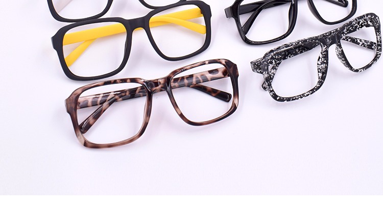 Retro tấm hipster nam và nữ mô hình kính vuông lớn màu đen khung không chính thống không có khung ống kính gọng kính cận nữ đẹp