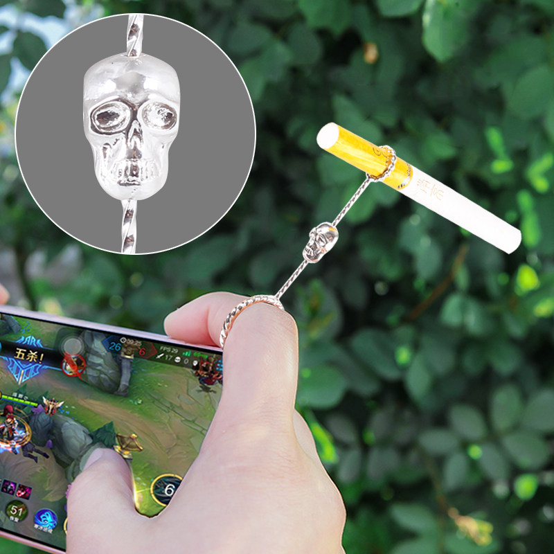 New Creative Cigarette Holder Ring Skulls Skull Head Smoking Ring Cigarette Holder Rack Cigarette Holder Cigarette Lighter Tide People Original 