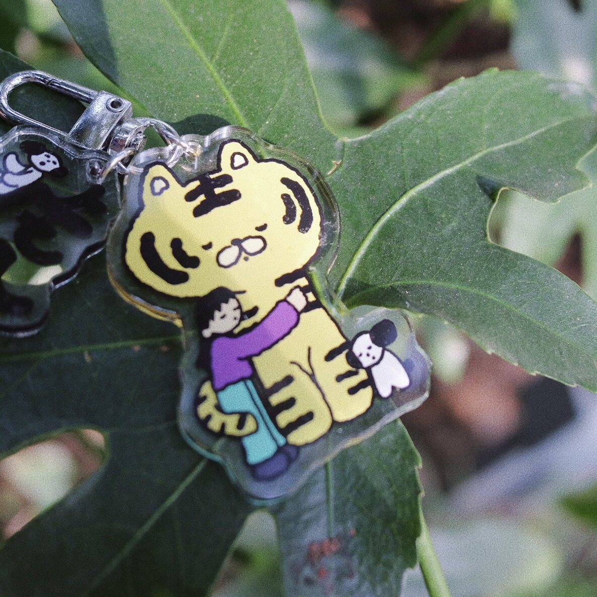 Pomegranate zakuro | Original illustrator Winter's acrylic key buckle mobile phone hanging ornament-Taobao