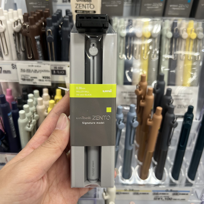 Domestic In-Stock Japanese Mitsubishi Uni-Ball Zento Gold, White, Black Magnetic Pen, Transparent Chubby Pen