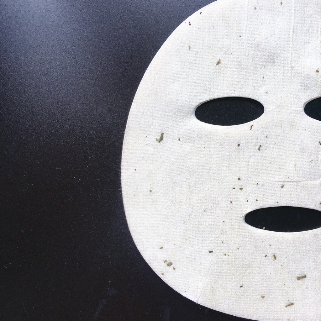 Green tea essence active peptide oligopeptide hyaluronic acid freeze-dried powder mask paper cloth meets water out of the essence anti-oxidation 40