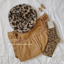 There are filters Japanese ins popular item autumn and winter retro BAO WEN cotton socks three-color into