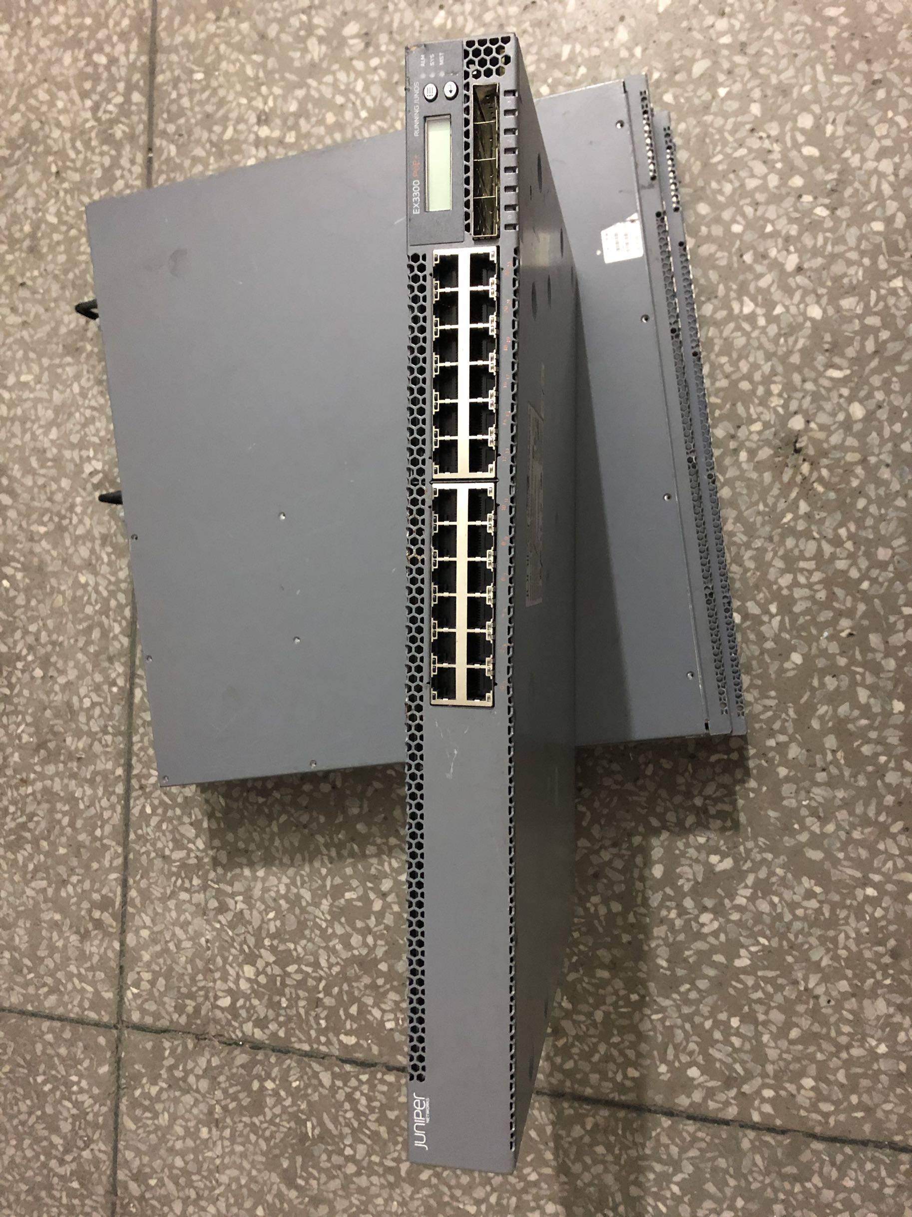 Juniper EX3300-24P 24 mouth one thousand trillion with POE powered 4-mouth SFP 10,000 trillion switch
