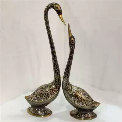 Imported long-necked couple swan ornaments Pakistan bronze craft gift ornaments Home decorations Bronze sculpture animals