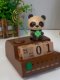 创意摆件熊猫日历八音盒木质品玩具节日礼物万年历音乐盒发条手动