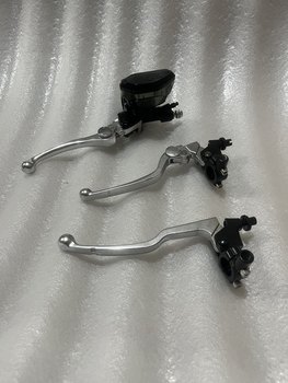 Suitable for Xiangshuai Poison Wolf Heavy Machinery Prince Cruiser 700 800 900 Wolverine Brake Pump Upper Pump Clutch Handlebar