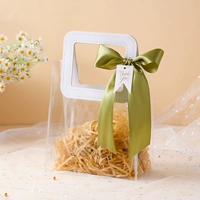 Белая подарочная сумка+зеленая лента+золотая лафит+спасибо, чтобы отправить поздравительную открытку