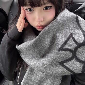 Black and Gray Double-Sided Cashmere Scarf for Women, Autumn and Winter 2026 New Versatile Shawl, Atmospheric Thickened Warm Neck Scarf