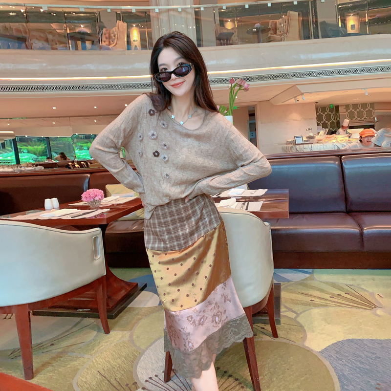 From Yi [Ancient Korean Style] Design with Three-Dimensional Flowers, Soft and Stretchy Knitted Top, Early Autumn Vintage Sweater for Women