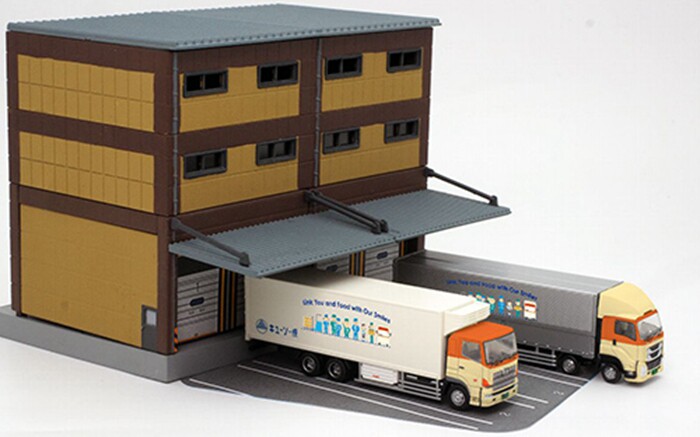 Модель машины tomytec㊣ n型 1:150冷冻冷藏运输卡车 krs group 佐川急便  dhl