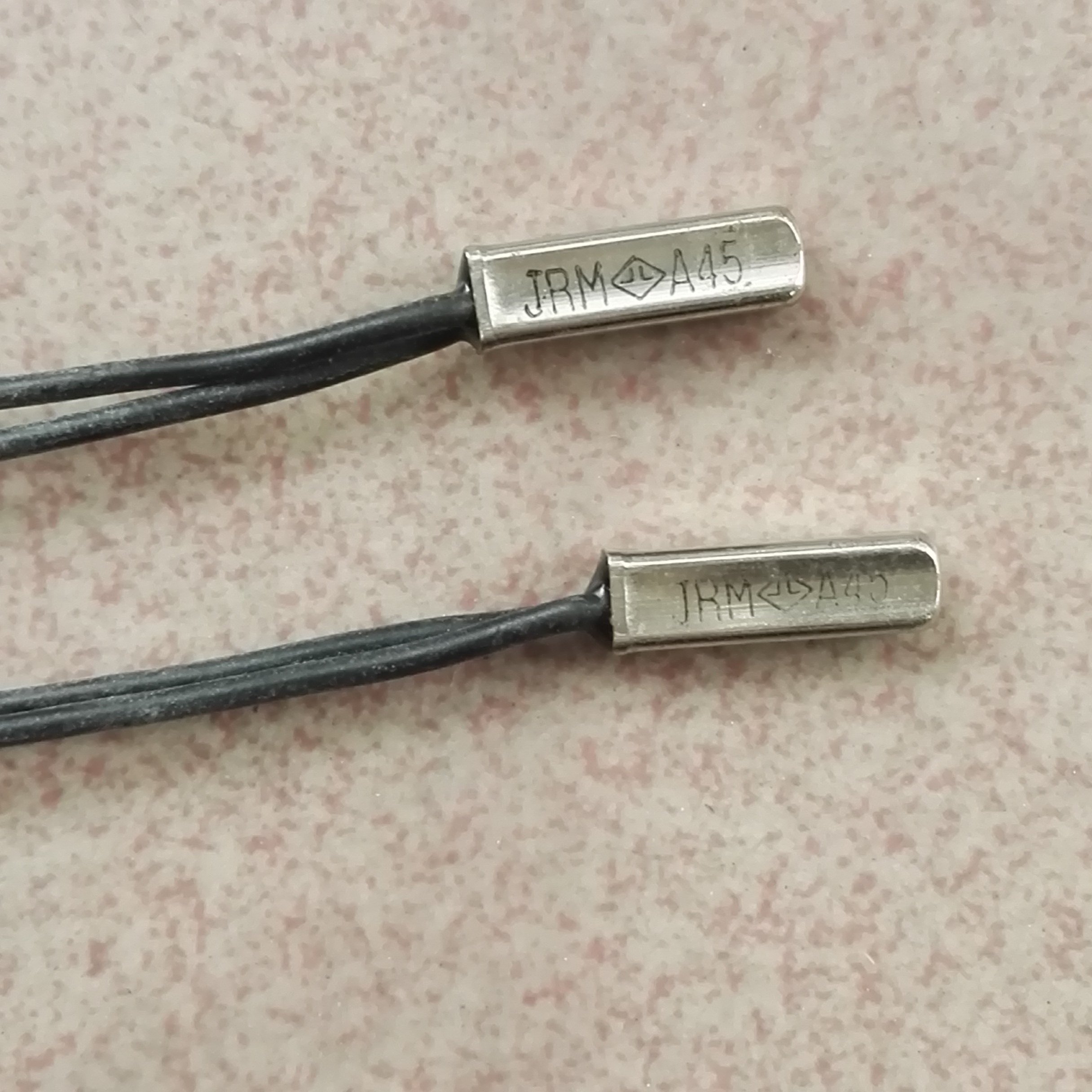 JRM A45 normally closed temperature switch 45℃Lead length 95mm