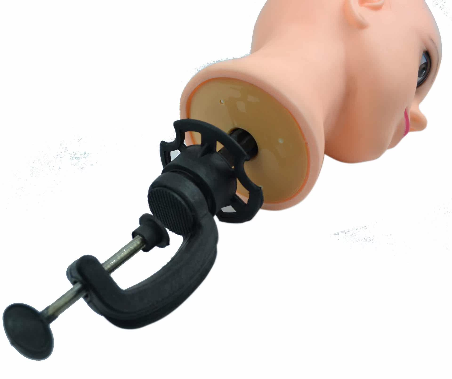 Первое изображение слепка головы лысой куклы-парика