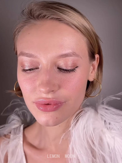 Timeless Classic Large Hoop European and American Style ins Minimalist Metal Earrings Fashionable Exaggerated Versatile Hoop Earrings Ear Clips