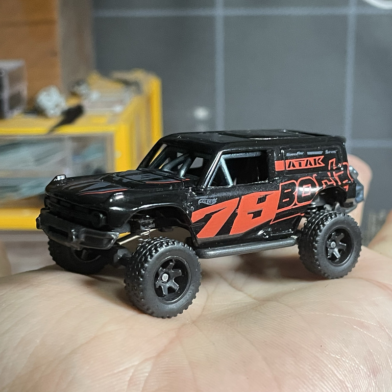 1:64 Hot Wheels Ford Mustang Modified Version with Modified Shock Absorbers and Off-Road Rubber Tires
