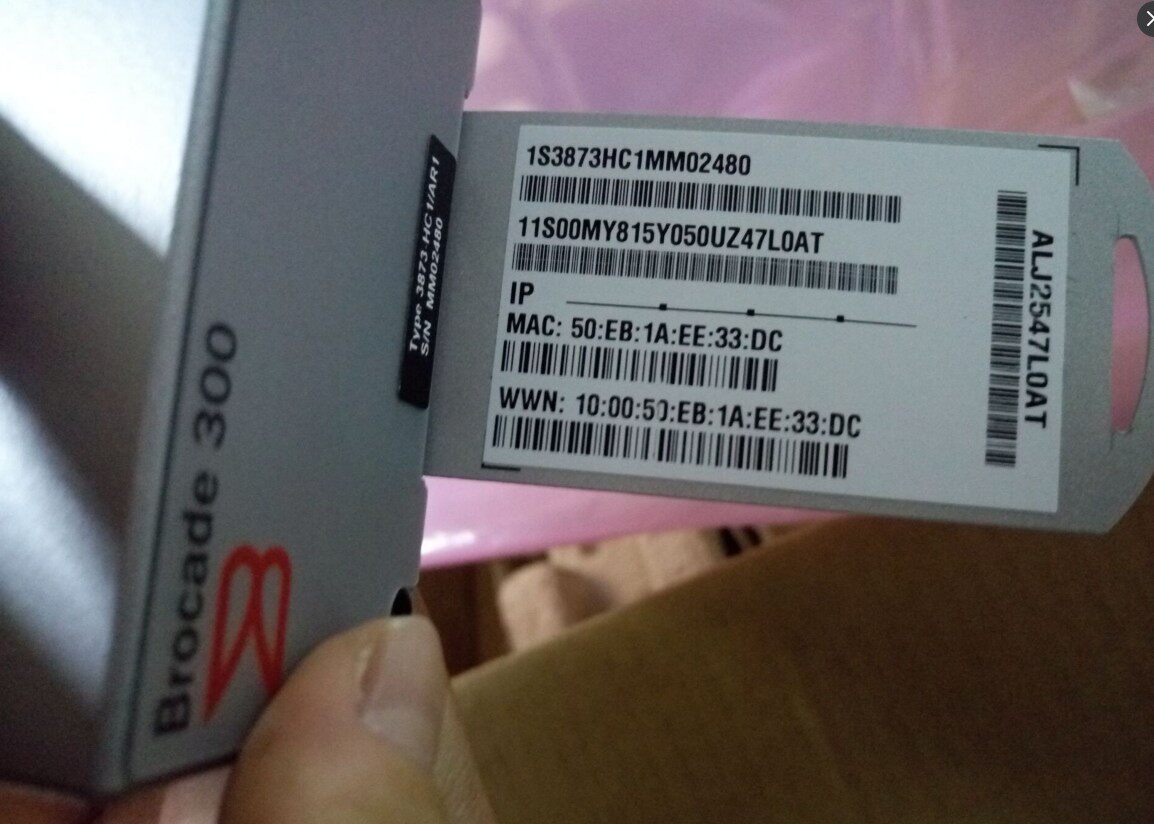 Brocade Lenovo 300E Boko 8GB SAN storage switch 8 ports activated 24-port fiber switch