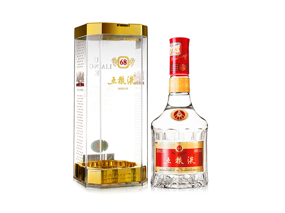 五粮液 500ml 68% 白酒 中国酒 貴州茅台酒 五粮液 500ml 68% 白酒 中国酒 貴州茅台酒 坛陈十年，瓶储六