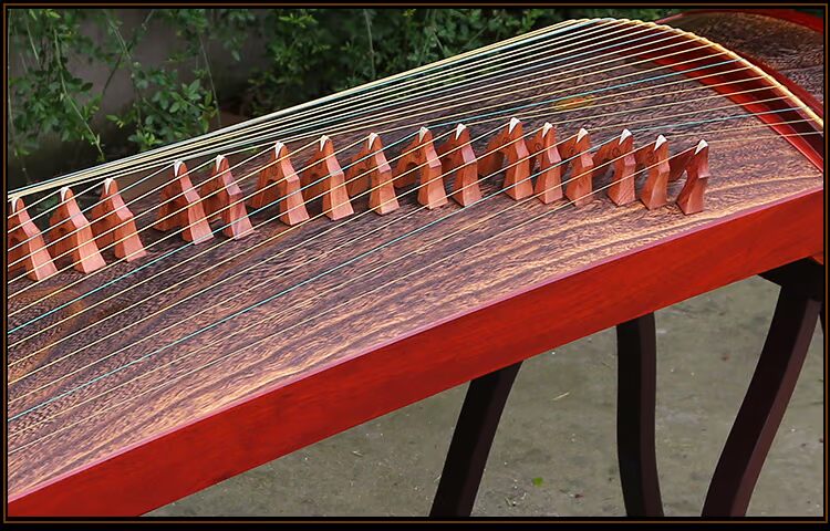 Nhạc cụ Jinyi A309-2 Tongmu Huaizheng Sufy Kiểm tra biểu diễn chuyên nghiệp hoài cổ Dương Châu Guzheng - Nhạc cụ dân tộc ocarina