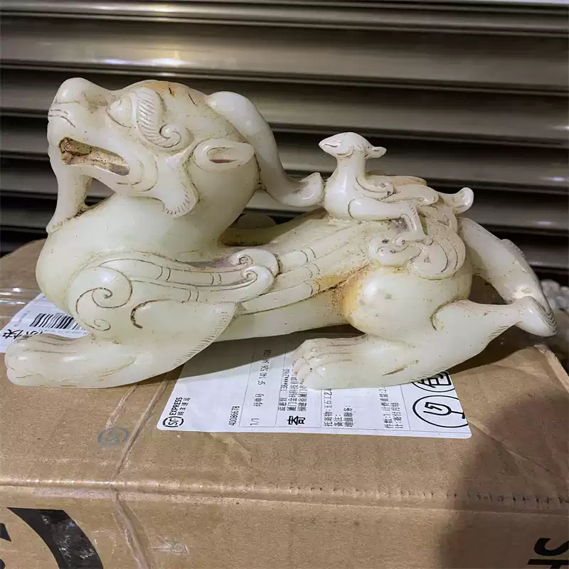 古玉雕龙兽件摆件仿清宫廷貔貅玉雕和田玉兽面雕饰吉祥兽玉雕把件