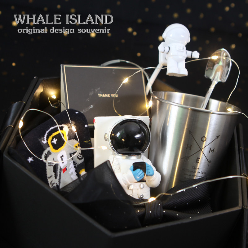 Groomsmen Accompanying Gifts Men's Practical Small Gifts High-end Wedding Boxes High-end Bridesmaid Return Gifts Creative Boys Gifts