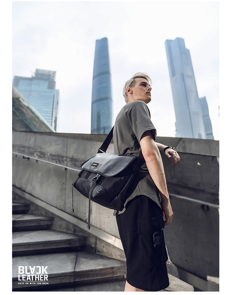 COMEBACK linh hồn màu đen retro da Messenger túi sinh viên chết bay đôi cao trên vai bưu điện sứ giả túi thủy triều - Túi của con người túi da