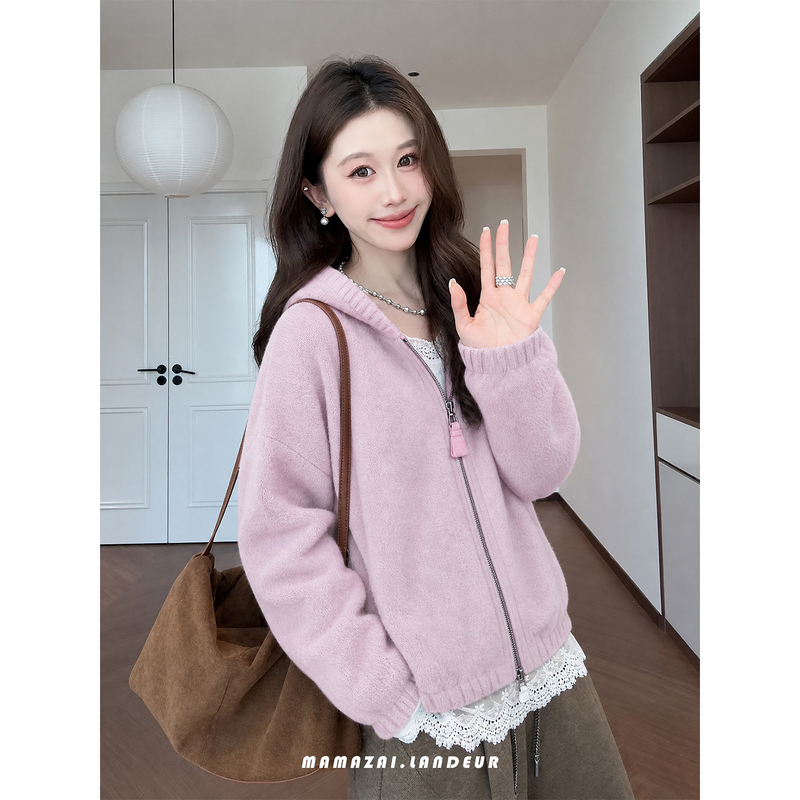 Mama Zai【Feng Yue Luobi】Korean-Style Vintage Loose-Fitting Slimming Hooded Knit Sweater Made of Sheep Wool