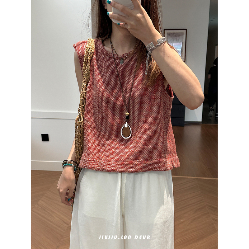 Mama Cai【Peninsula Qingning】Fashionable Round-Neck Sleeveless Short Knitted Vest
