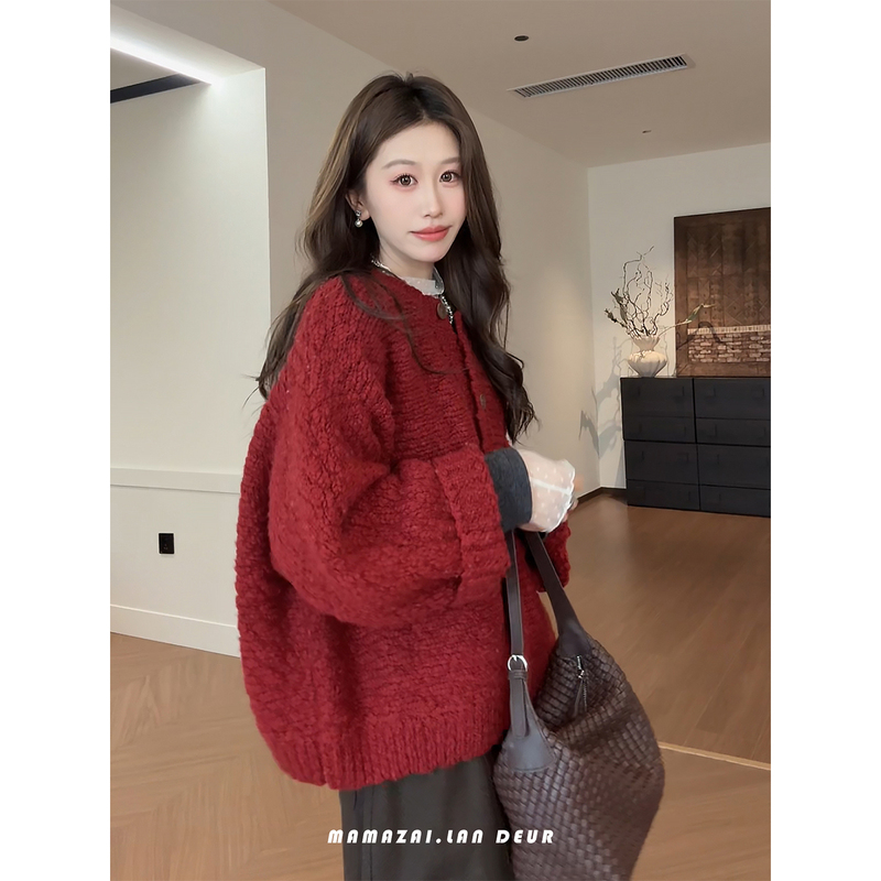 Mama Zai [Round Berry Sweet Roll] Slimming Minimalist Green Sweater for Petite and Slightly Chubby Figures, New Year Red Autumn/Winter Knitwear for Women