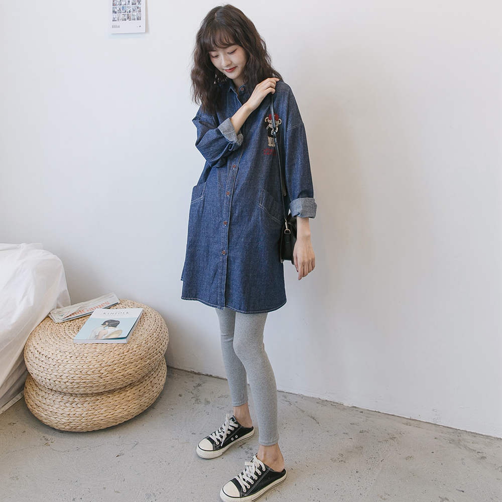 Pregnant women's shirt cardigan jacket spring and autumn suit fashion Korean casual nursing skirt Mid-length long-sleeved denim skirt