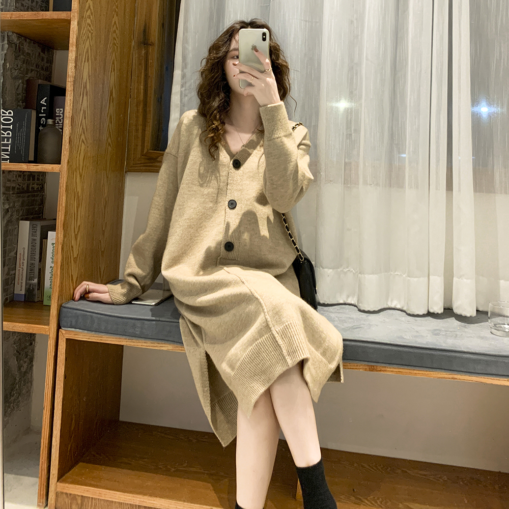 Maternity dress spring dress mid-length V-neck sweater skirt base knit skirt fashionable hot mom maternity autumn and winter tops