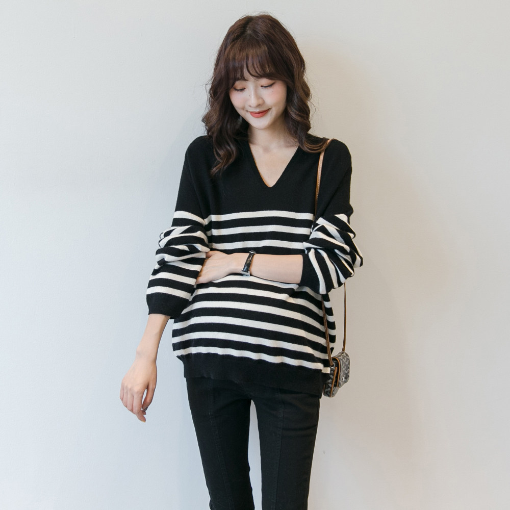 Spring and autumn maternity net red fashion stripe knit hot mom casual long-sleeved top loose oversized base sweater
