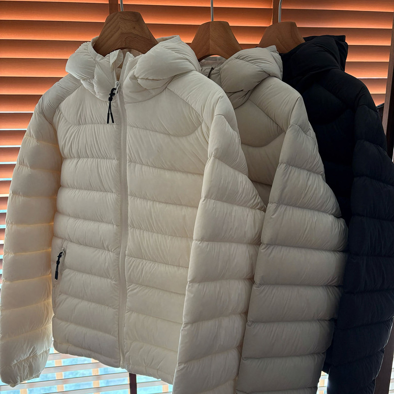 90% Goose down ~ Soft, Lightweight, Creamy Puff Ribbed down Jacket with Hood, Triple Protection, Autumn and Winter Warm and Lightweight Style for Women
