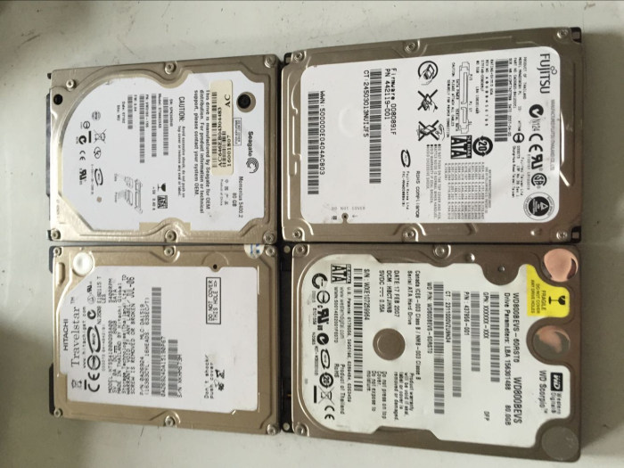 Disassemble second-hand hard disk notebook serial port 80G SATA