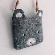 Original design Wool felt wet felt handmade bag Bear bag male treasure Female treasure Cute Korean crossbody bag