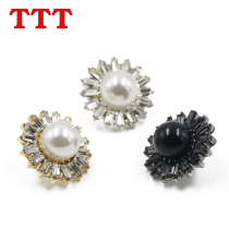 Metal Water Drill Female Fur Mink Coat Button Clothing Clothing Clothing Clothing Clothing Pearl Draw Sweater Button