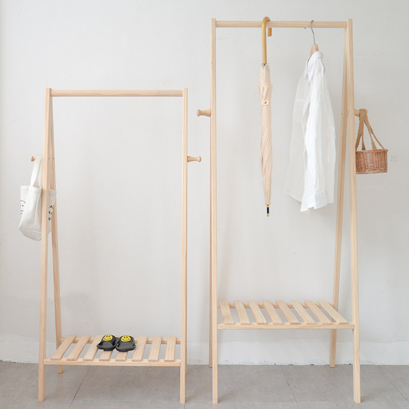 Simple modern all solid wood hanger hanger bedroom room wooden small children's clothes rack floor to ceiling clothes rack