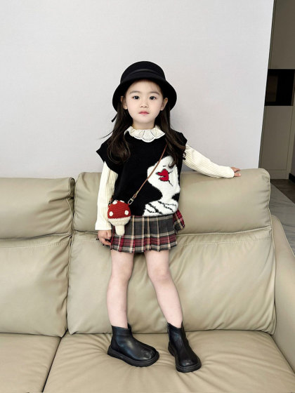 女童针织套装2024秋季韩版毛线马甲背心长袖翻领打底衫百褶裙短裙