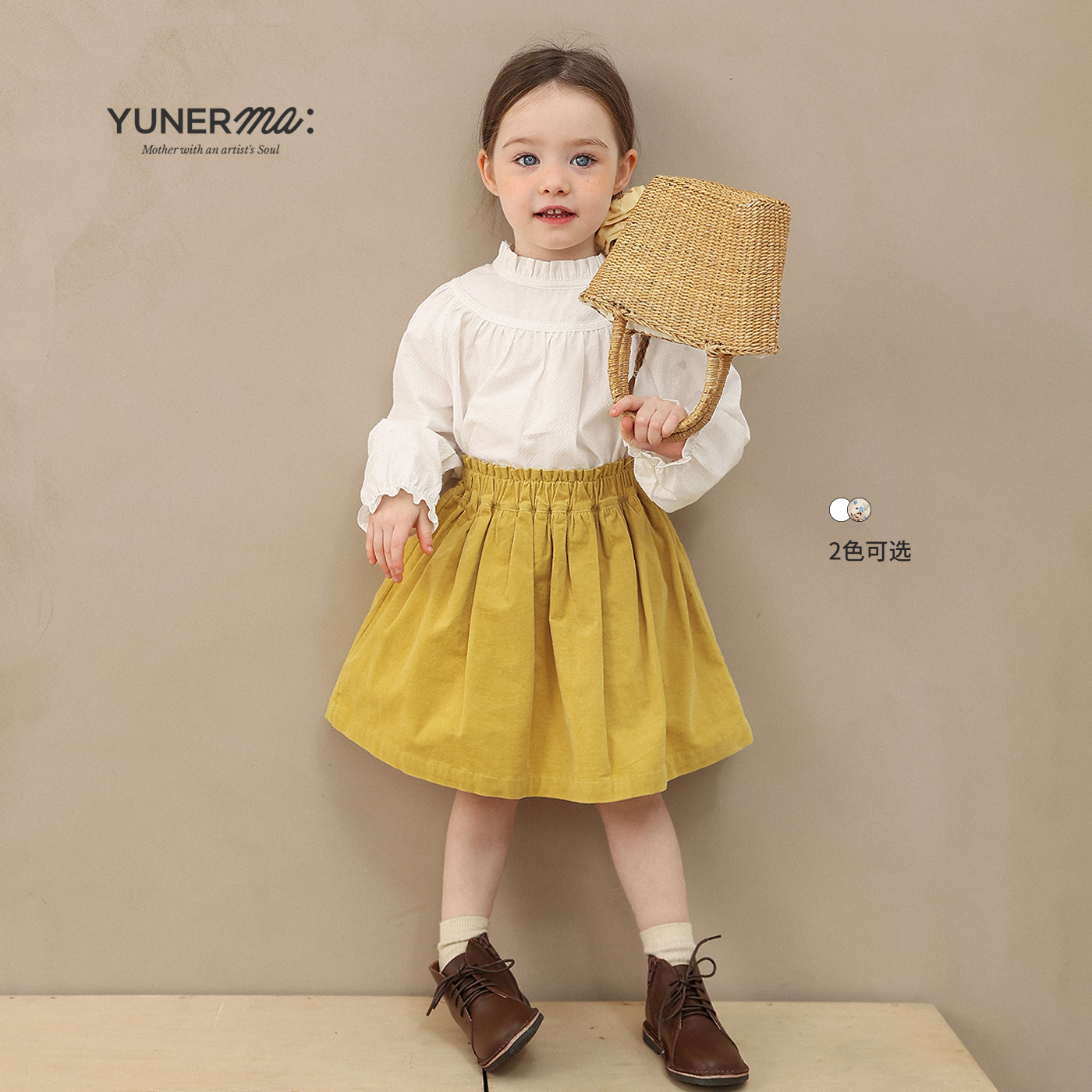 女の子 2025 春の新フレンチレース襟ベビードールシャツ Yoona の純粋な綿花柄シャツ子供のトップトレンディ