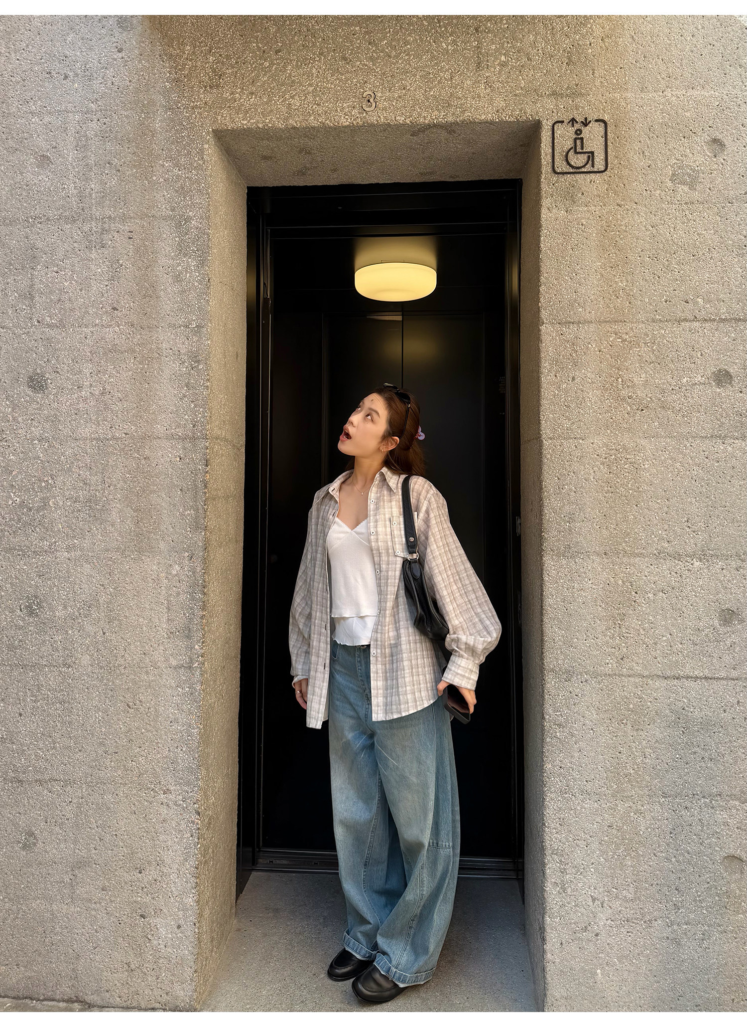 LelyMooch женские широкие джинсы прямого кроя светло-голубые с эффектом потертости и кракелюра весна-лето