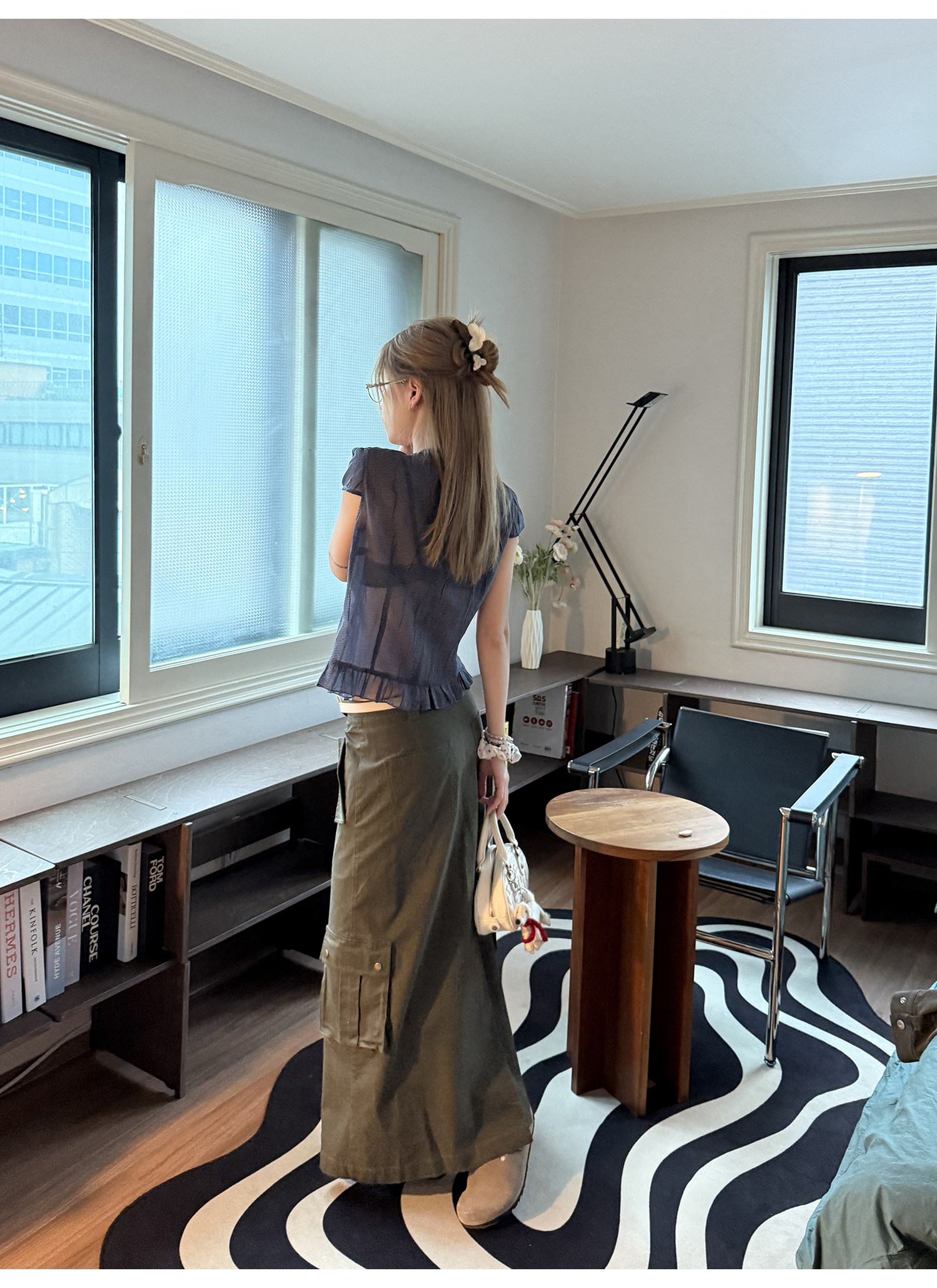 Рубашка с коротким рукавом с охлаждающим эффектом и помятым дизайном, серо-синяя клетчатая блузка, женская летняя одежда 2025