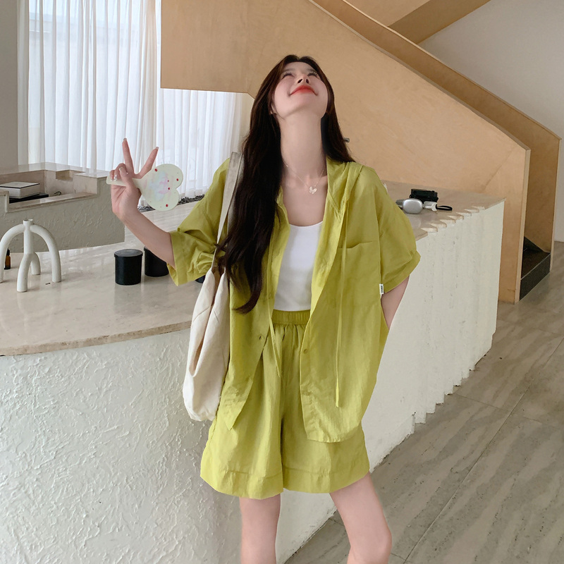 Avocado Green Casual Sun Protection Suit for Women 2026 Summer New Lightweight Hooded Sun Protection Shirt and Shorts Two-Piece Set Avocado Green Casual Sun Protection Suit for Women 2026 Summer New Lightweight Hooded Sun Protection Shirt and Shorts Two-Piece Set
