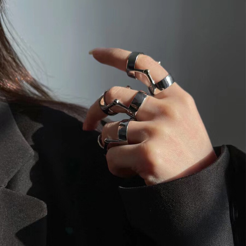 Cyberpunk Mechanical Skeleton Joint Ring Armor Y2K with Openings, Bendable Nail Ring, Unisex Style for Men and Women Cyberpunk Mechanical Skeleton Joint Ring Armor Y2K with Openings, Bendable Nail Ring, Unisex Style for Men and Women